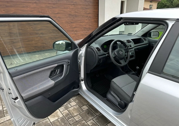 Skoda Fabia cena 23900 przebieg: 159000, rok produkcji 2014 z Wyszków małe 436
